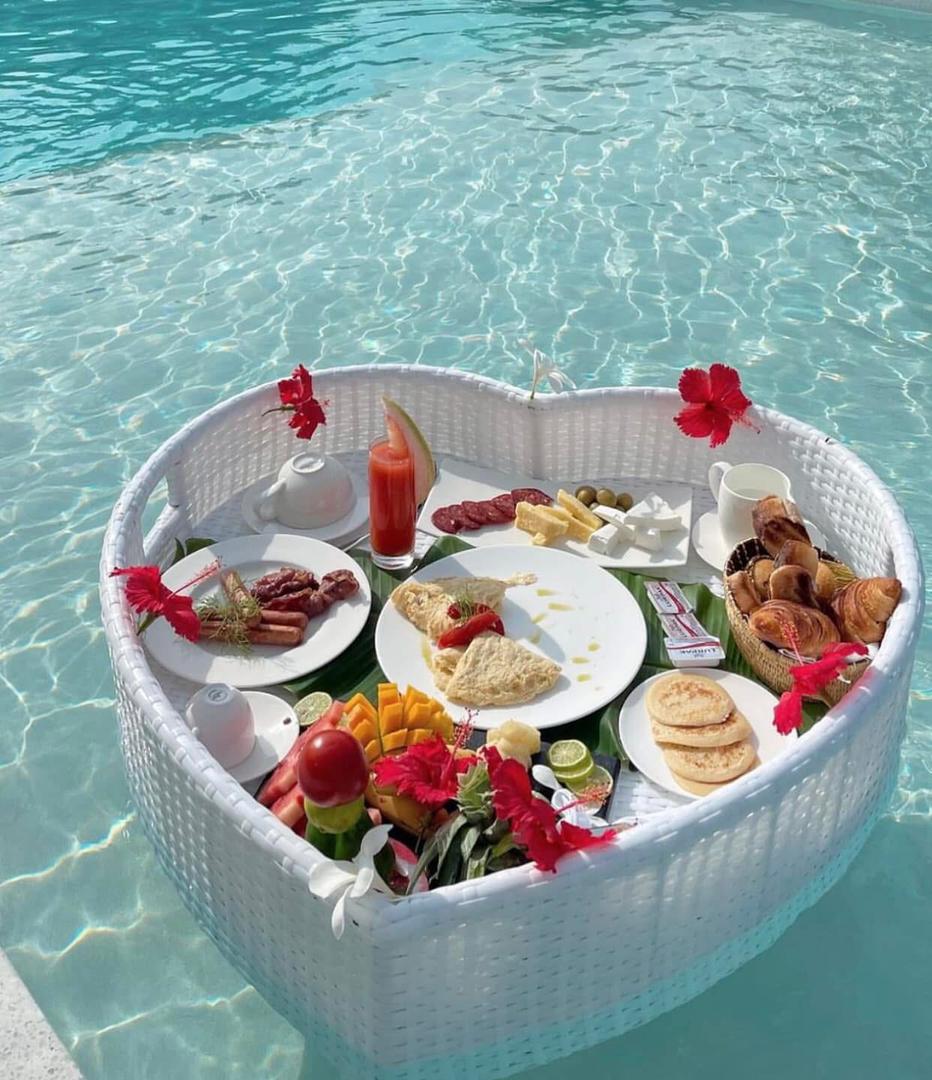 Traditional food setup